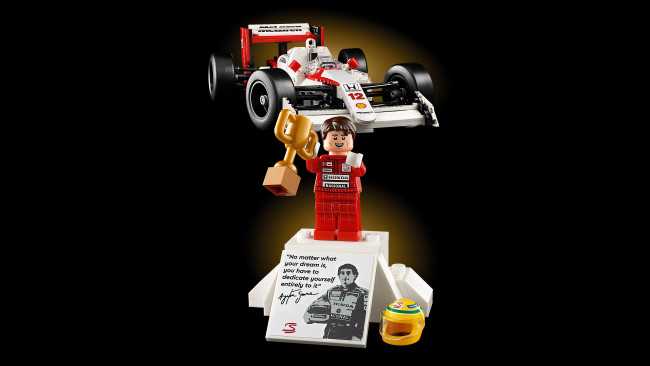 10330 McLaren MP4/4 un Ayrton Senna