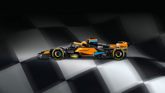 76919 2023. gada McLaren Formula 1 sacīkšu auto