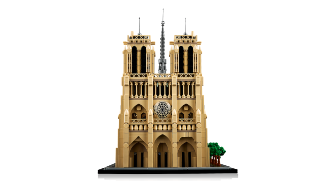 21061 Notre-Dame de Paris