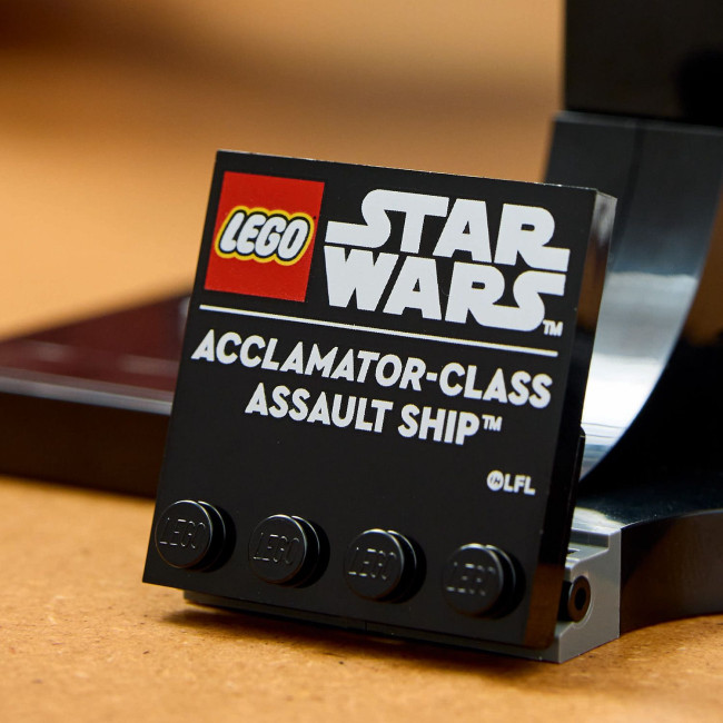 75404 Acclamator-Class Assault Ship™